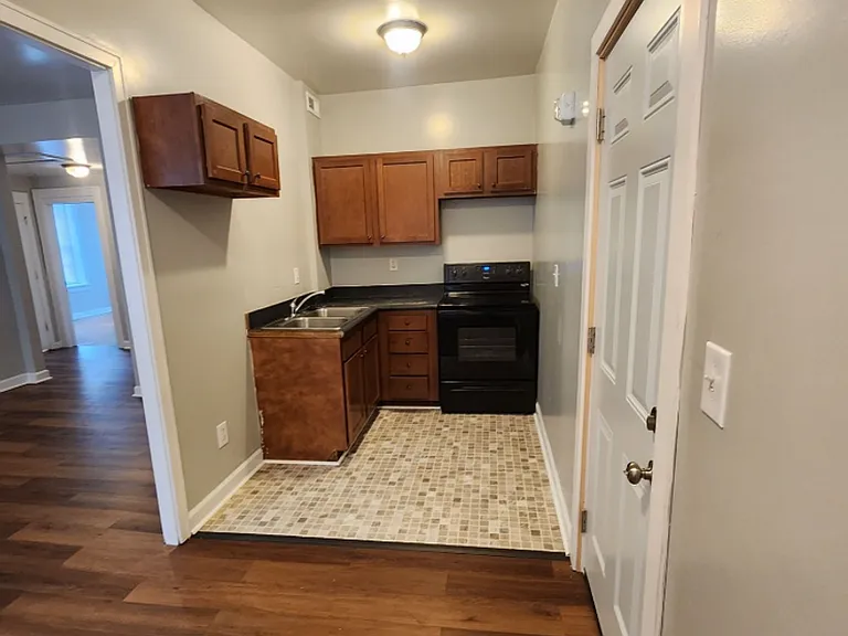 3640 N Meridian St — Photo 1