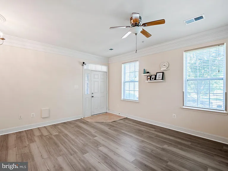 304 Orchard Ridge Dr — Photo 7