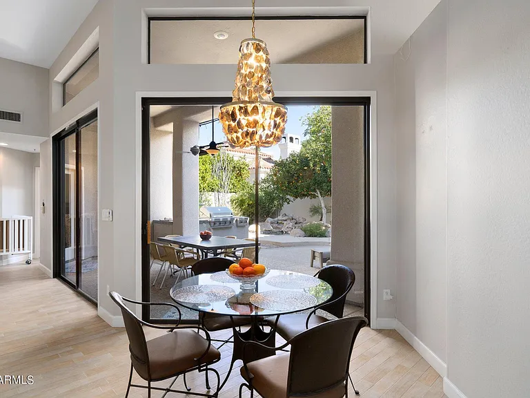 7466 E Cochise Rd — Photo 3