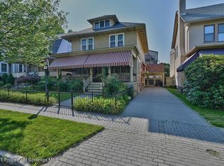 916 Taylor Ave, Scranton, PA
