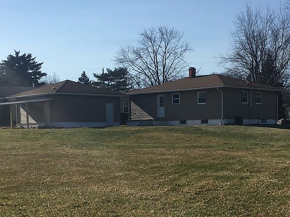 3rd image of 1489 Diana Dr