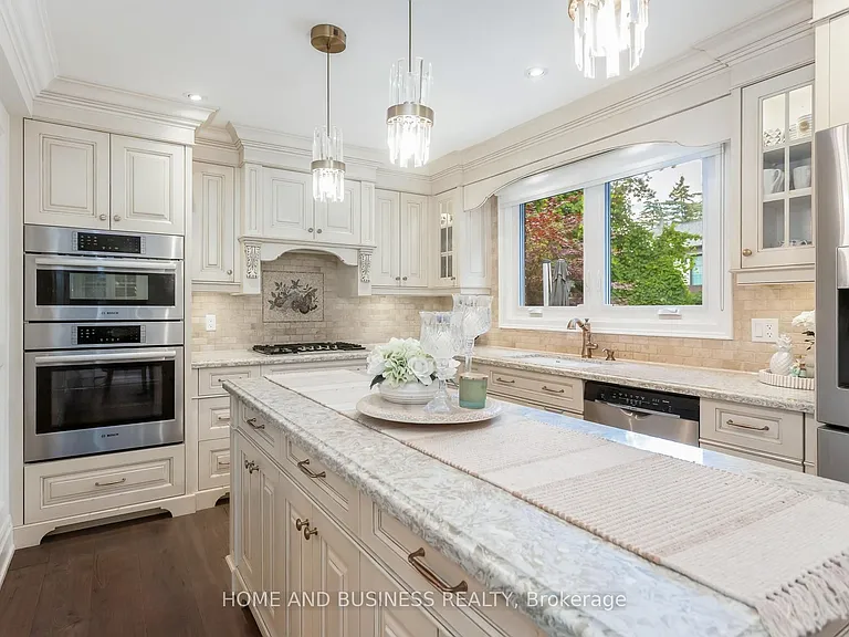 1335 Mississauga Rd — Photo 15