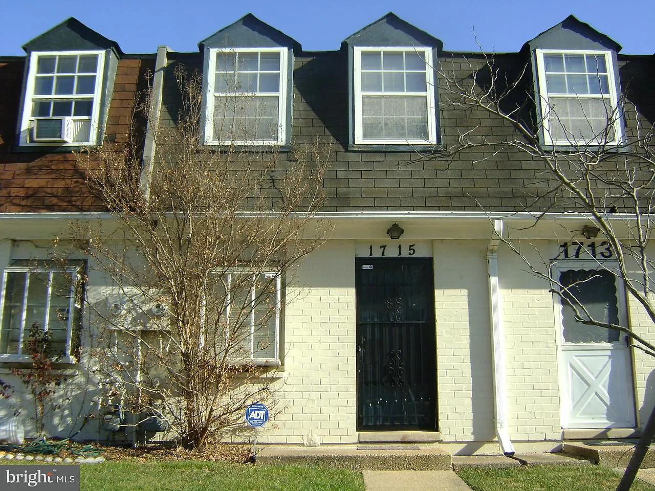 1715 Village Green Dr #Z-34 photo 1