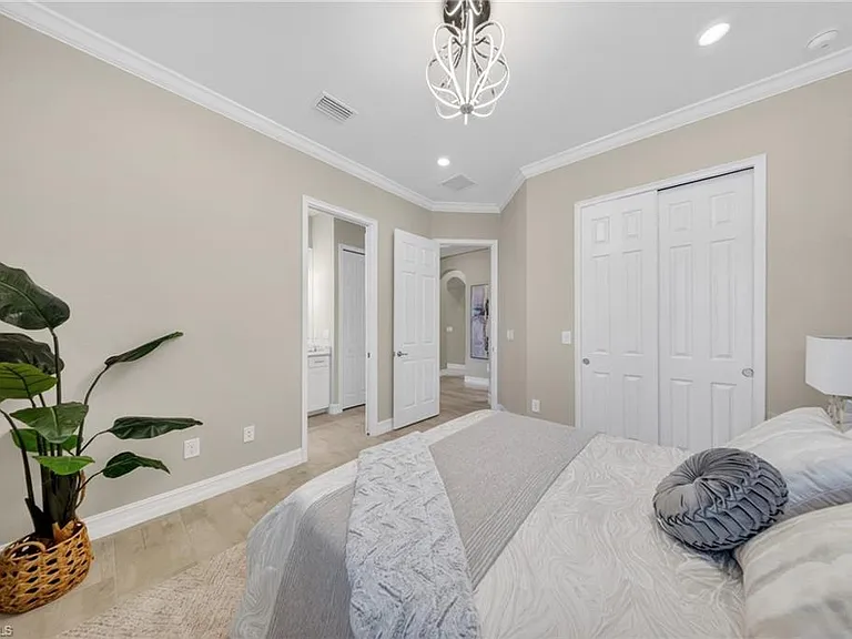 14930 Blue Bay Cir — Photo 38