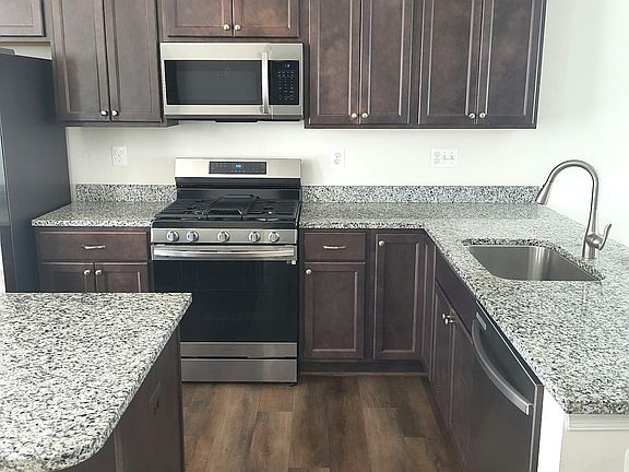 2nd image of 235 Jenkins Way
