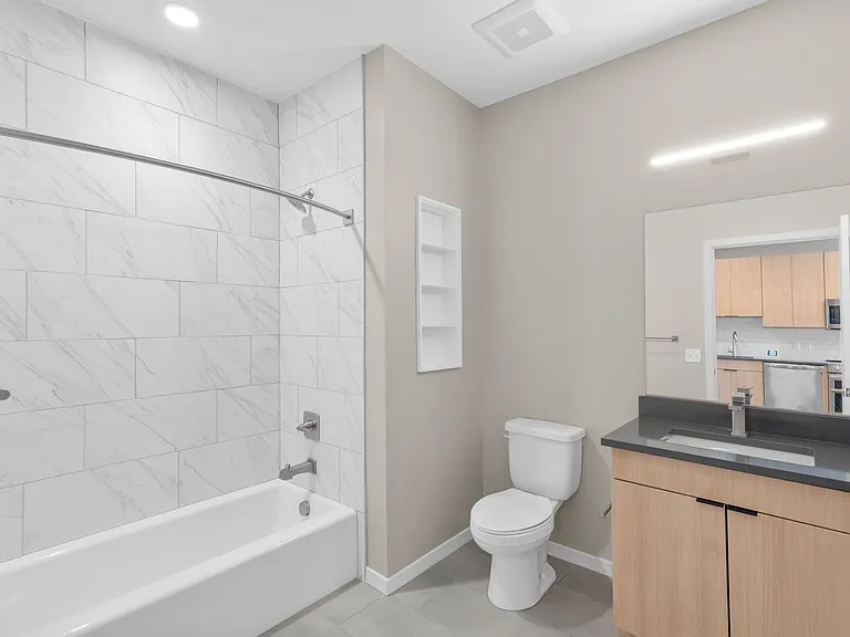 The Keystone Apartments — Photo 121