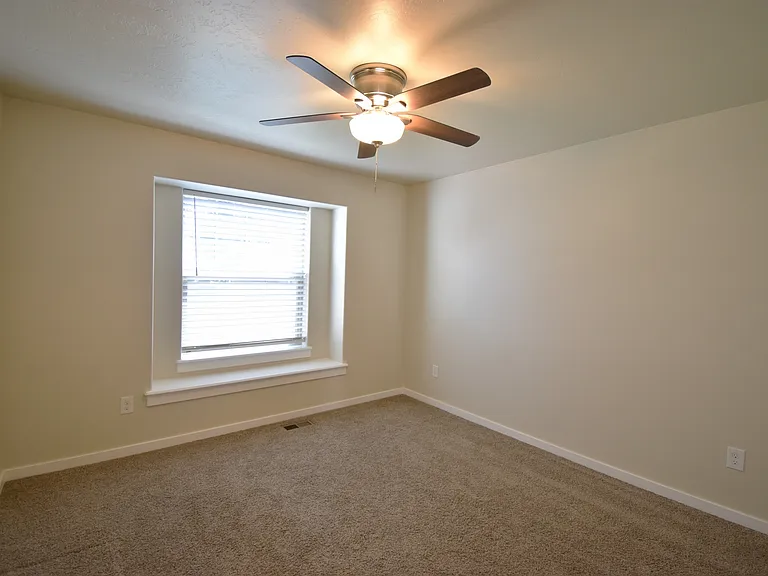 310 E Ironstone Ct — Photo 25