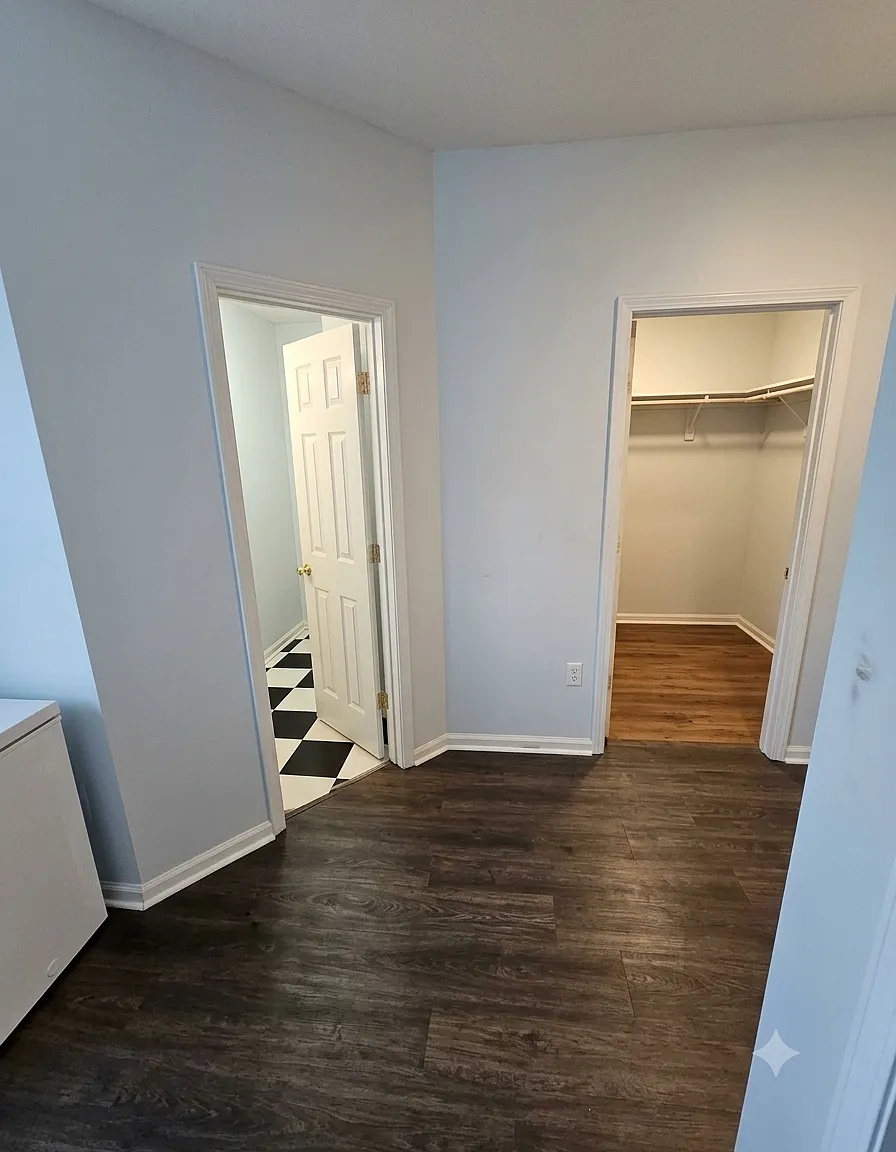 3 bed, 3.5 bath, 2054 sqft, $2,800 — Photo 4