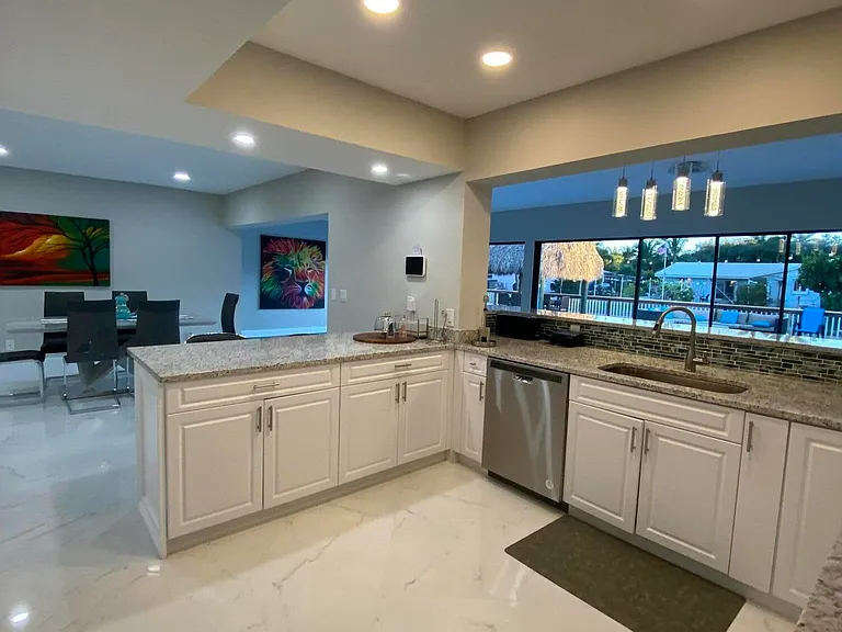 6220 SW 14th St — Photo 28