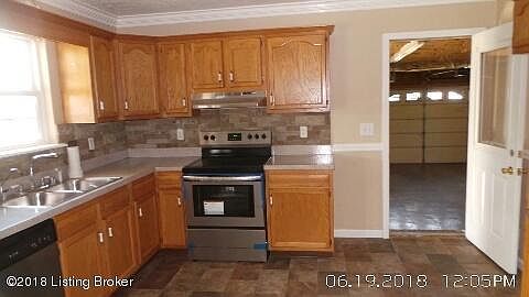 2nd image of 118 Ashley Blvd