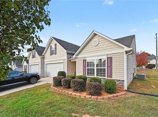 1008 Gold Cir, Mebane, NC 27302