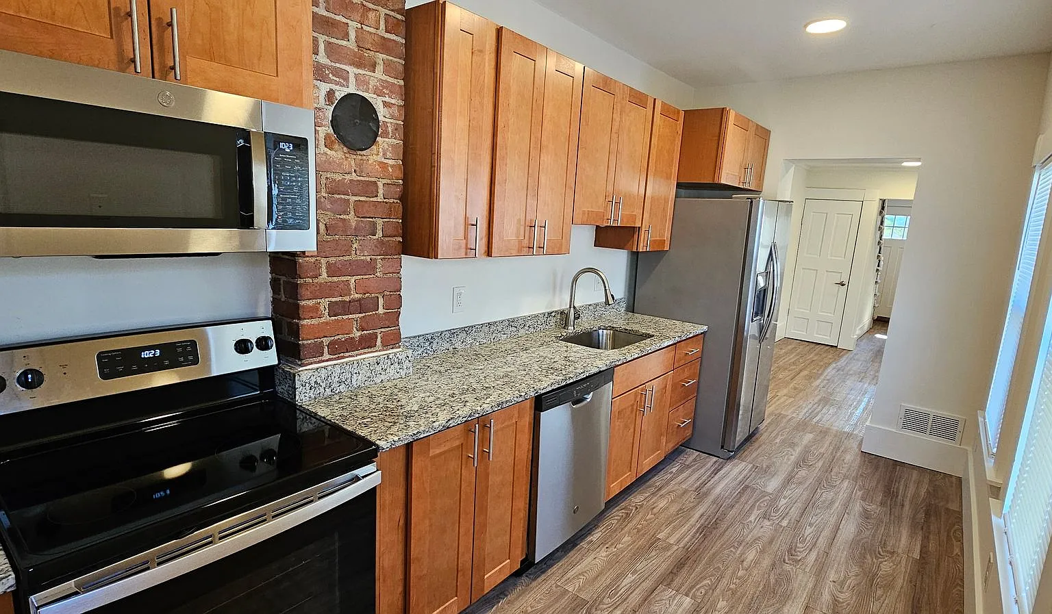 Amoskeag Apartments — Photo 1
