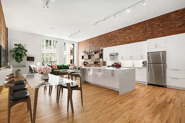 Rented by Compass | media 16