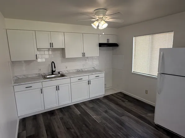 200 F St #4, Galt, CA 95632