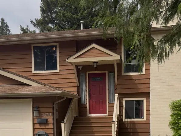 20718 Camwood Ave, Maple Ridge, BC V2X 7W9