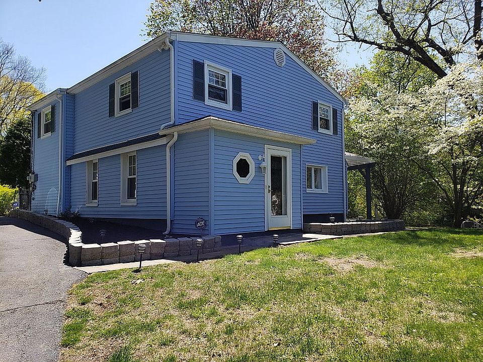 1st image of 52 Dutch St