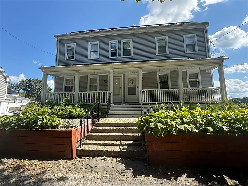 14-16 Vara Ln #14