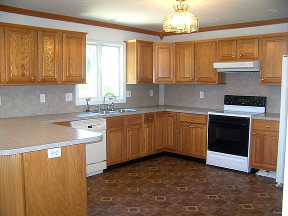 Spacious Kitchen