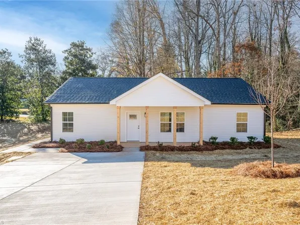 3706 Wabash Blvd, Winston Salem, NC 27106