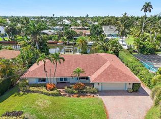 8318 SE Coconut St, Hobe Sound, FL 33455