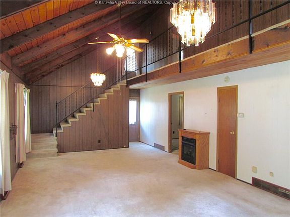 2nd image of 5141 Lone Pine Ln