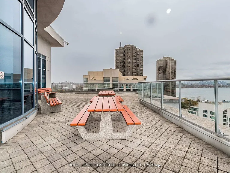 2083 Lake Shore Blvd W #1113 — Photo 30