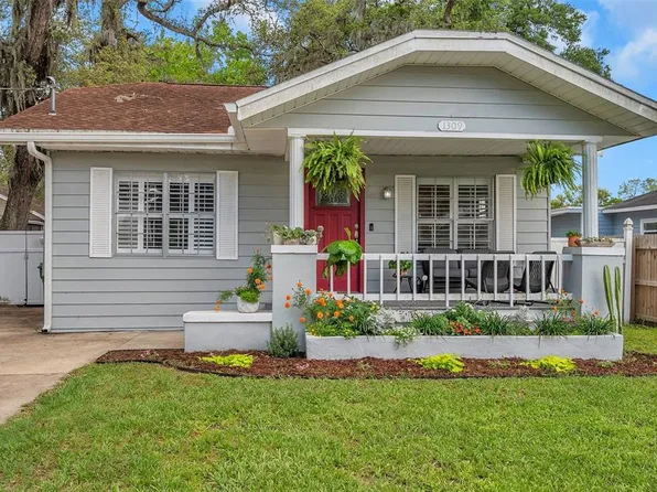 1309 E Giddens Ave, Tampa, FL 33603