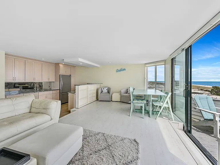 265 Dune Rd #68 — Photo 8