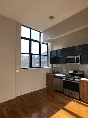 Rented by City Vista Inc | media 4