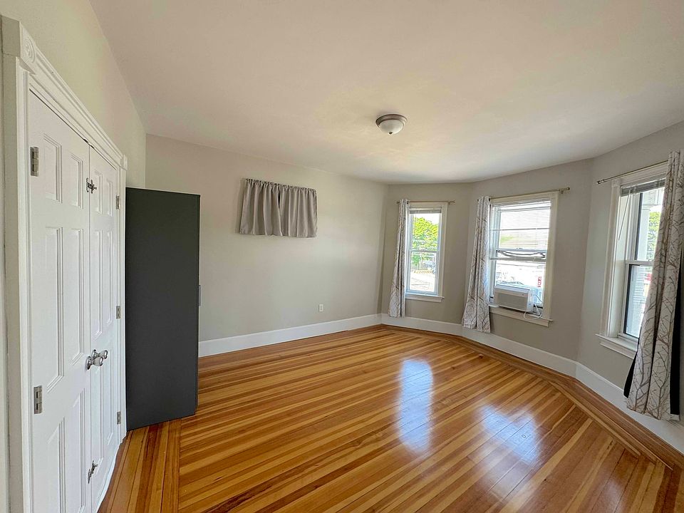 Big bedroom 1