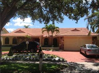 16501 NW 83rd Ct, Miami Lakes, FL 33016