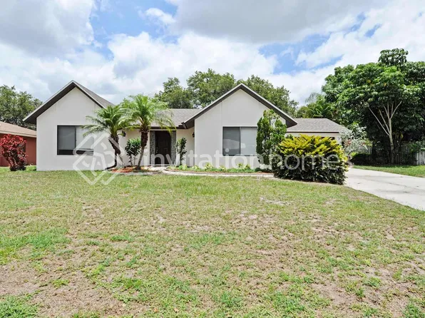 3791 Aster Dr, Sarasota, FL 34233