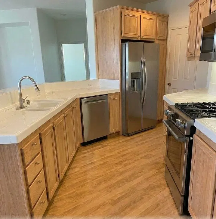 2 bed, 1367 sqft, $3,995 — Photo 3