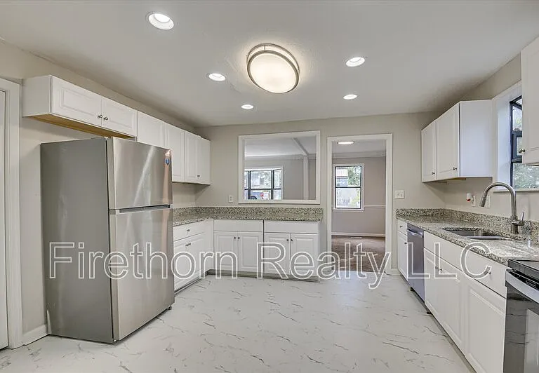 2349 Henry Cir — Photo 14
