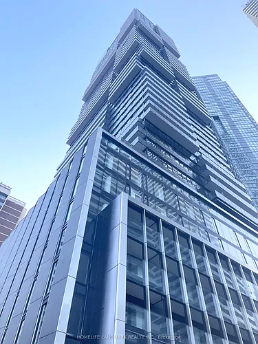 55 Charles St E Photo 1