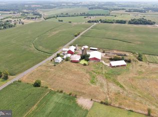 3765 Pioneer Dr, Saint Thomas, PA 17252