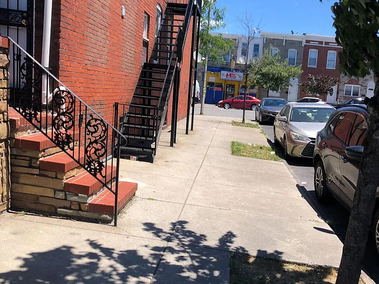 8 S Highland Ave #2 — Photo 3