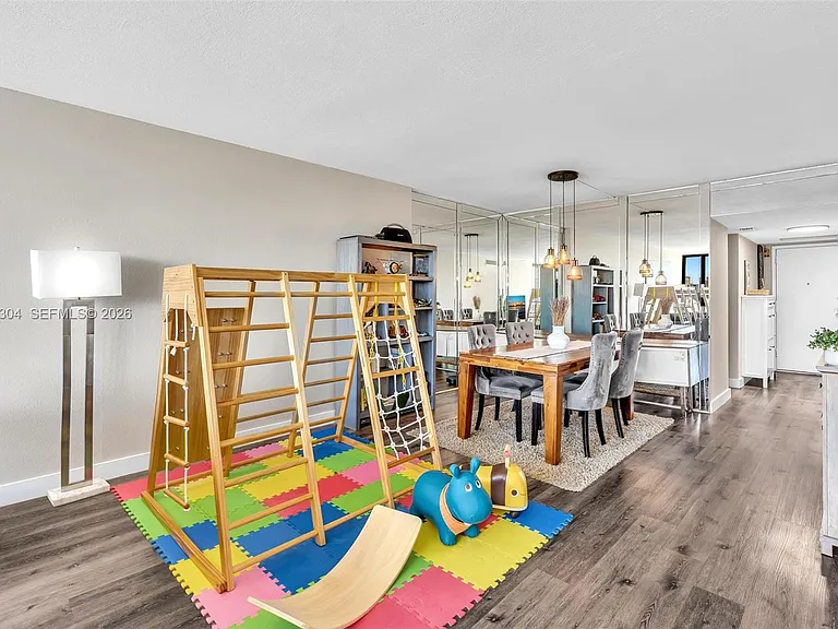 3375 N Country Club Dr #905 — Photo 40