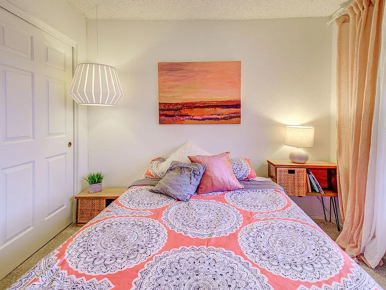 6308 W Port Royale Ln — Photo 40