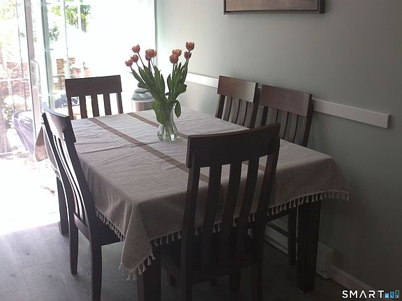 5th image of 122 Queens Road #122