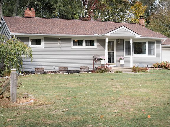 2nd image of 327 Northfield Dr