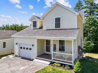 31 Village Cir, Augusta, ME 04330