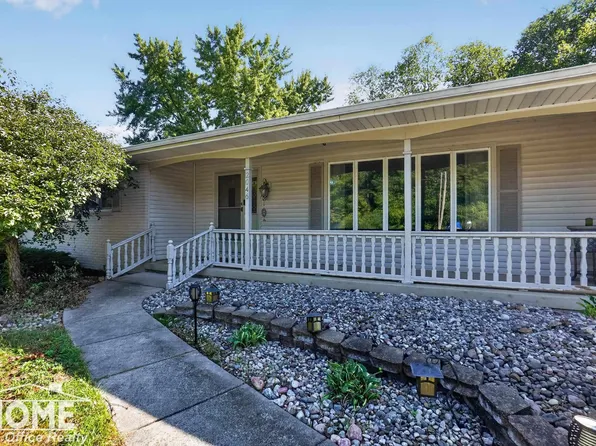 2046 Inglewood Ter, Owosso, MI 48867