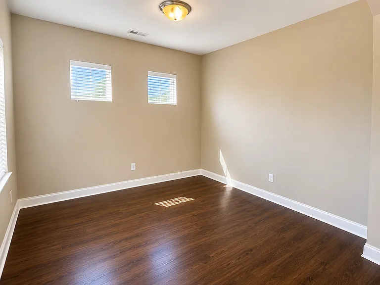 273 N Prince Henry Way — Photo 32