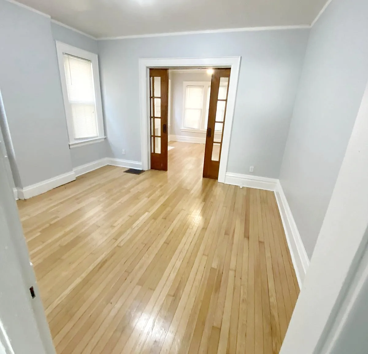 355 Chittenden Ave — Photo 4