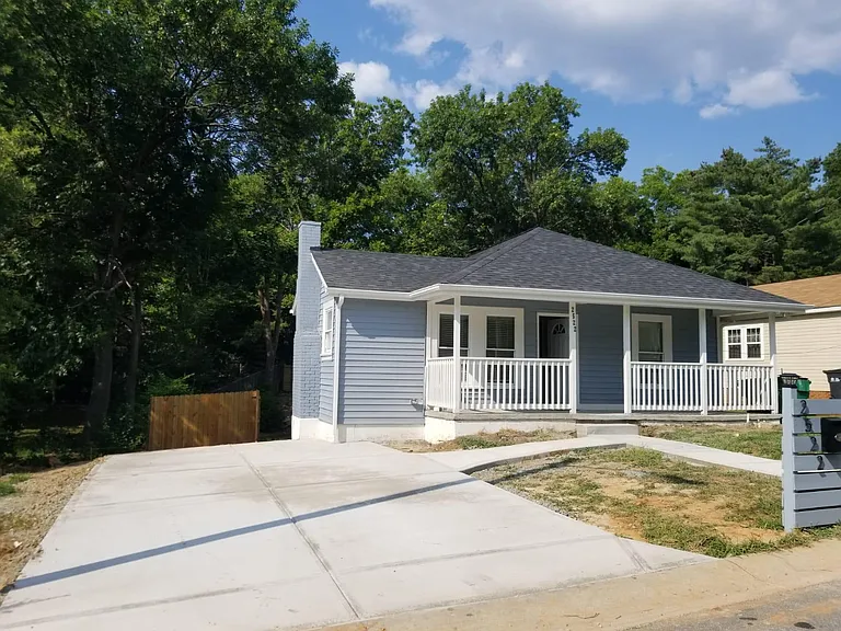 2522 Pitts Dr — Photo 1