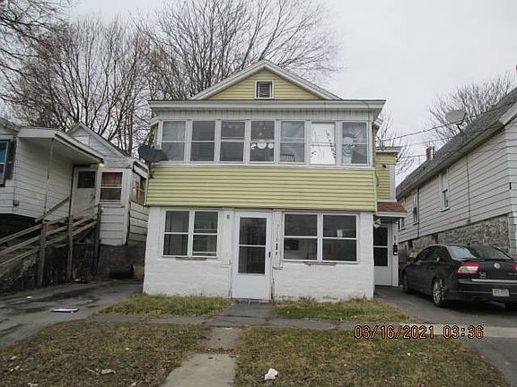 2nd image of 716 N Alvord St