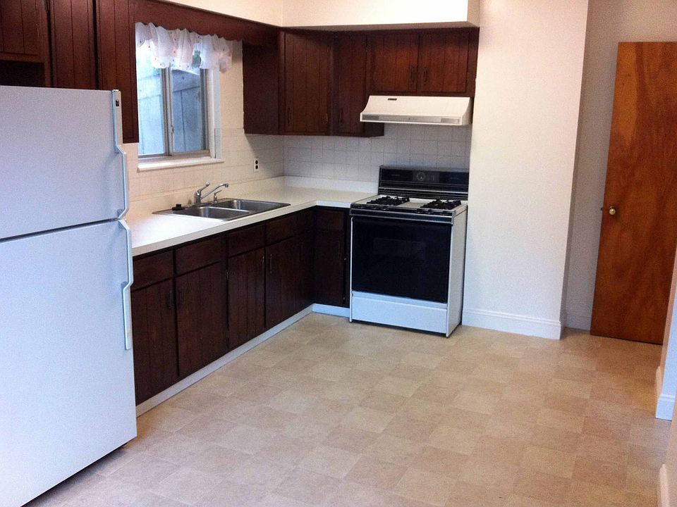 1922 Kitchen