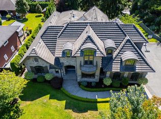 8032 Government Rd, Burnaby, BC V5A2E2