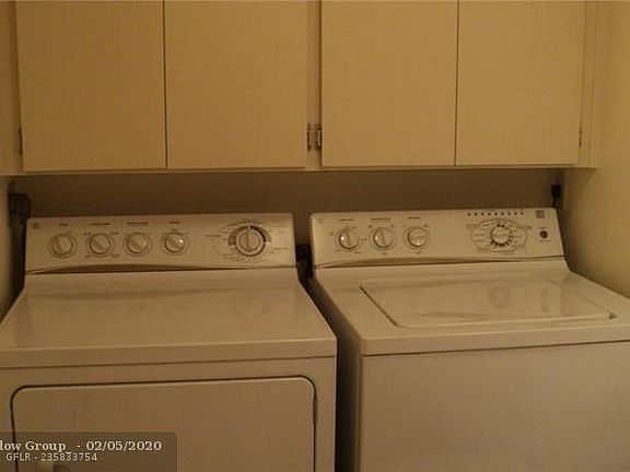 5th image of 412 Buttonwood Ln #D